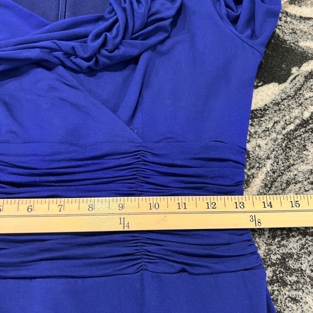 NUE BY SHANI Royal blue Surplice 3/4 sleeves midi dress with bodycon slip - Picture 5 of 15